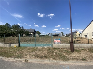 terrain à la vente -   80290  POIX-DE-PICARDIE, surface 711 m2 vente terrain - APR663764